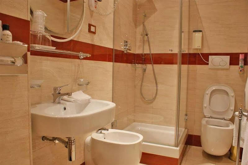Hotel Marghera Roma Dış mekan fotoğraf